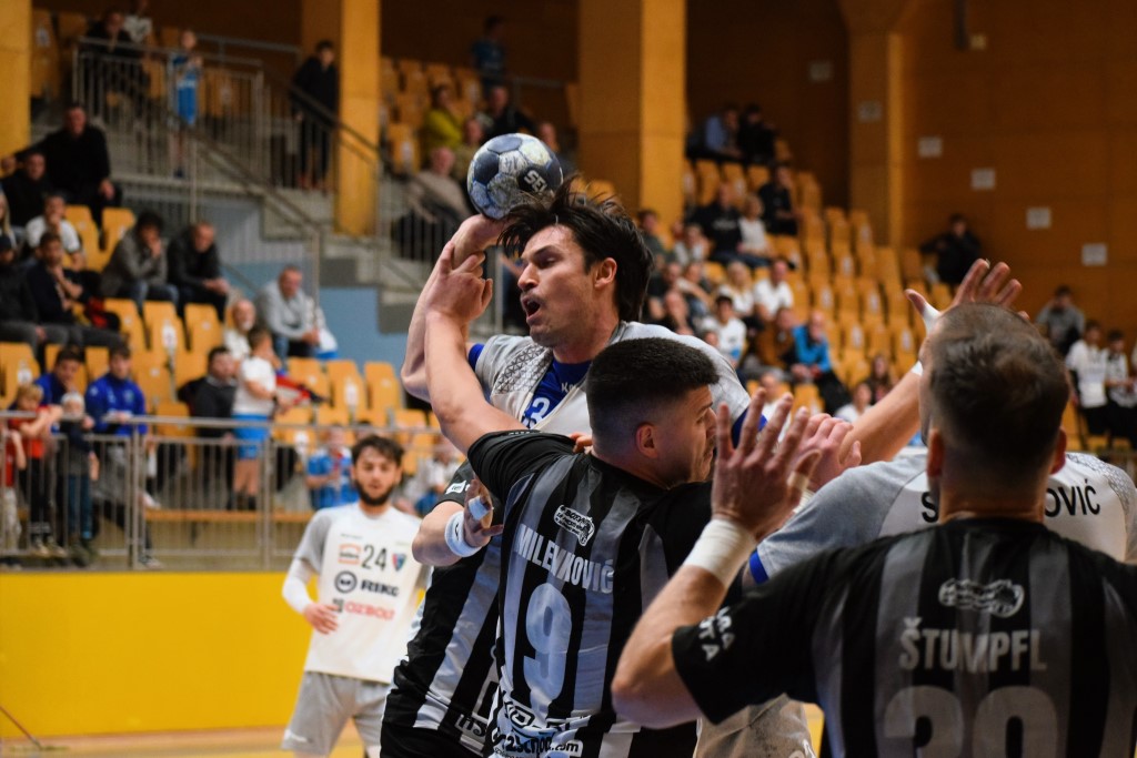 RD RIKO RIBNICA – RK SLOVENJ GRADEC 30:30 (15:14)