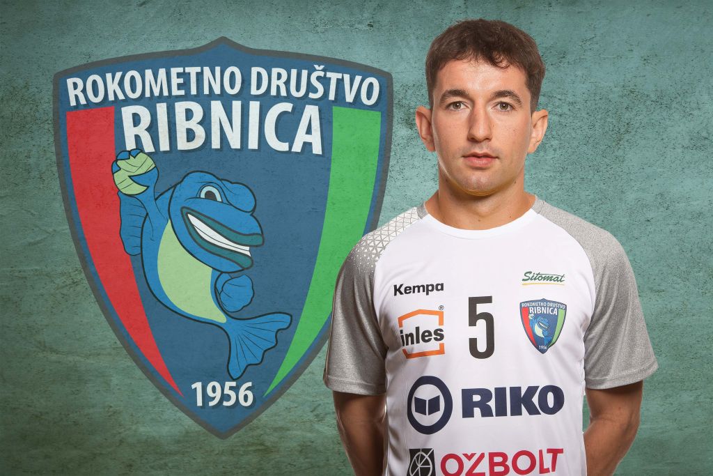 Prihaja Giacomo Hrovatin.