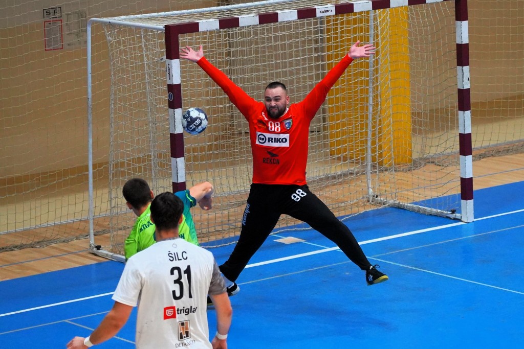 RD RIKO RIBNICA – RD ŠKOFJA LOKA 34:32 (15:16)